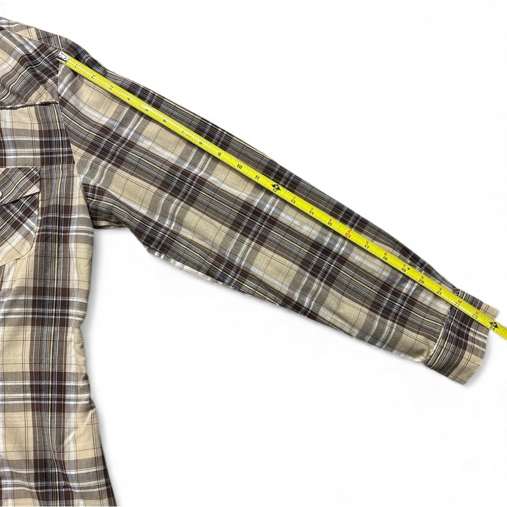 Roper Women’s Beige Plaid Snap Shirt, size medium - Picture 7 of 9